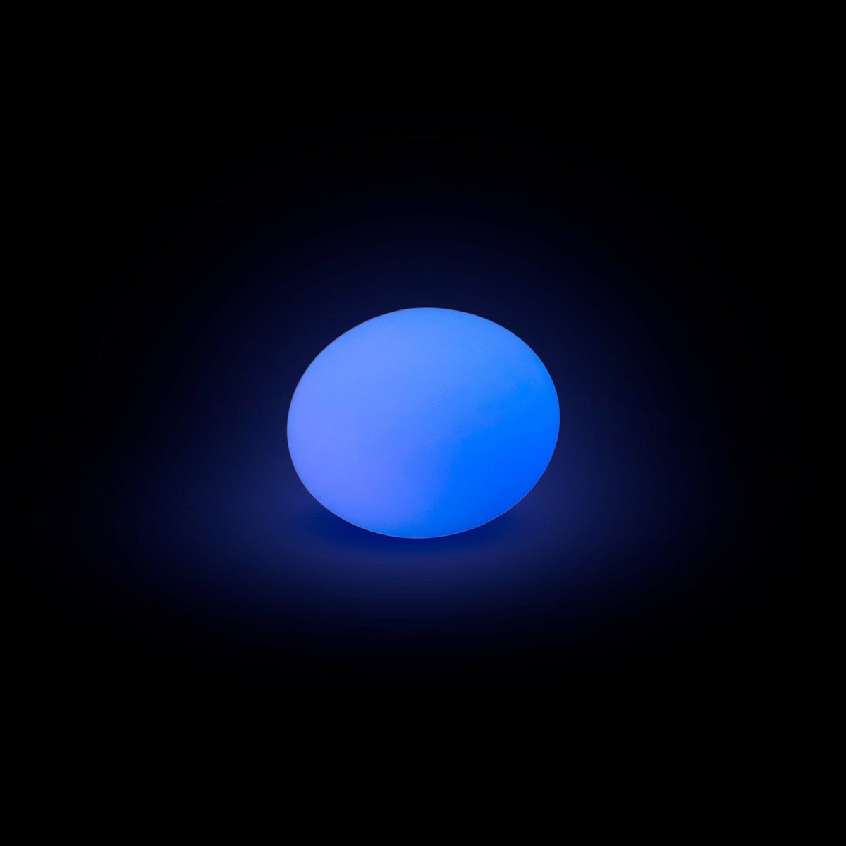 Lumitierra Nova — RGBW Rechargeable Outdoor LED Lamp