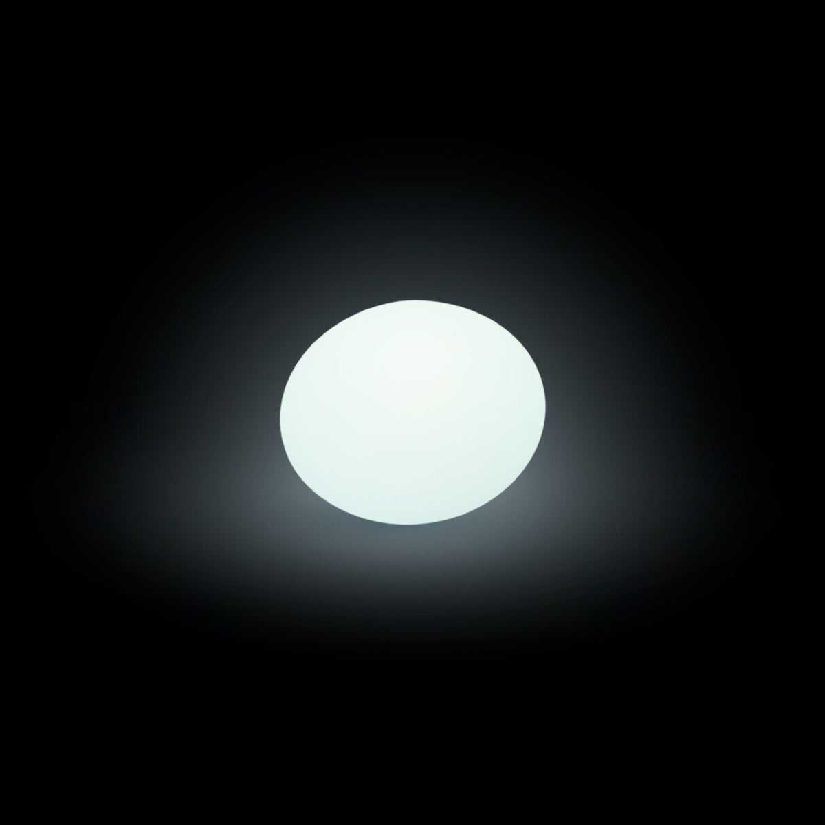 Lumitierra Nova — Rechargeable RGBW Outdoor LED Lamp