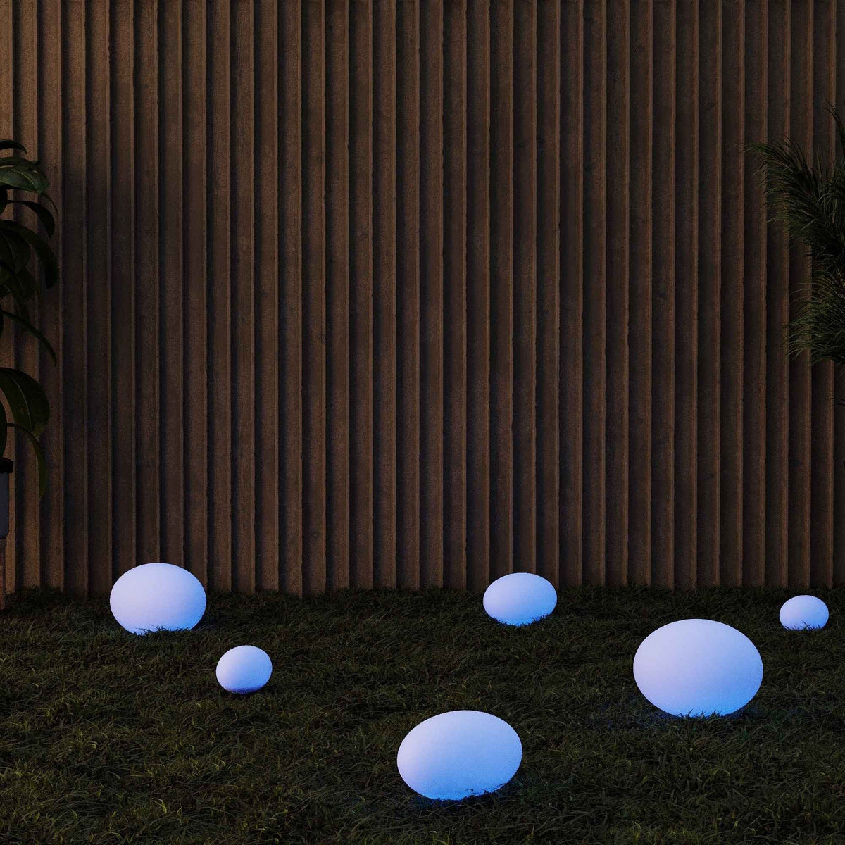 Lumitierra Nova — RGBW Rechargeable Outdoor LED Lamp