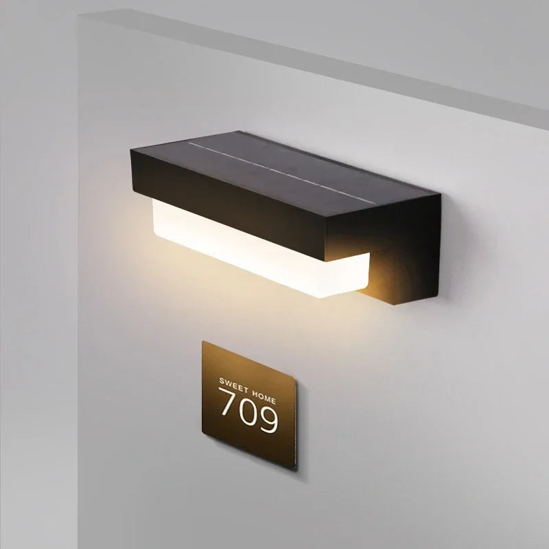 Lumitierra Poniente — Solar Wall Light for Fence and Gate
