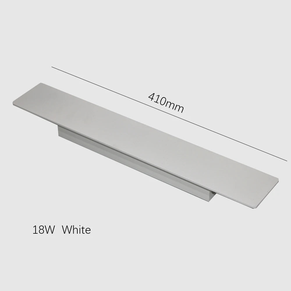 Lumitierra Vela — Linear LED Wall Sconce