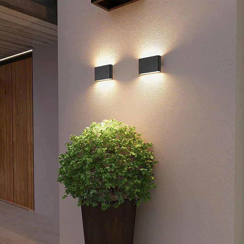 Lumitierra Garbi — IP65 Aluminum Up/Down Wall Light